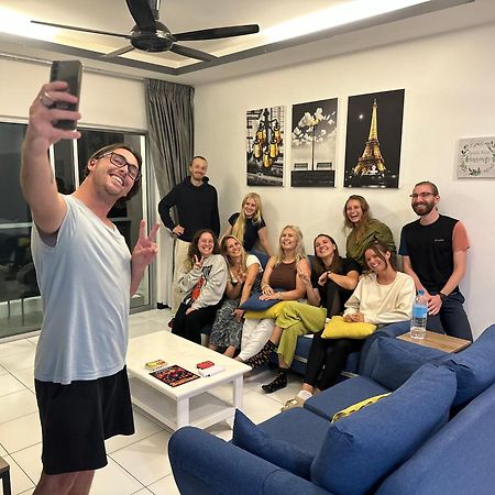Хостел A3A Oastel Coliving Танах-Рата Экстерьер фото